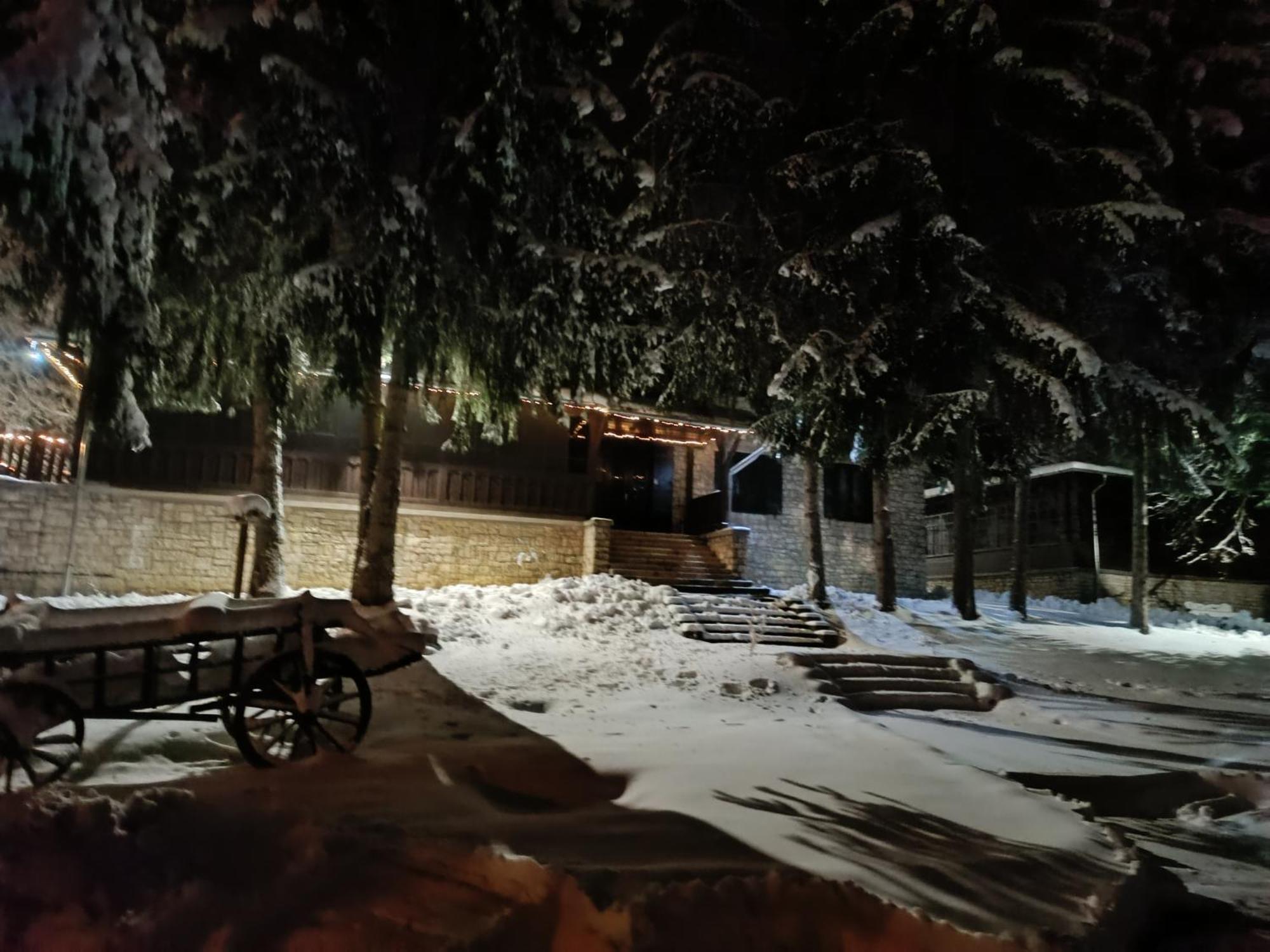 Deja Vu Szallas & Rendezveny Zirc Exteriér fotografie