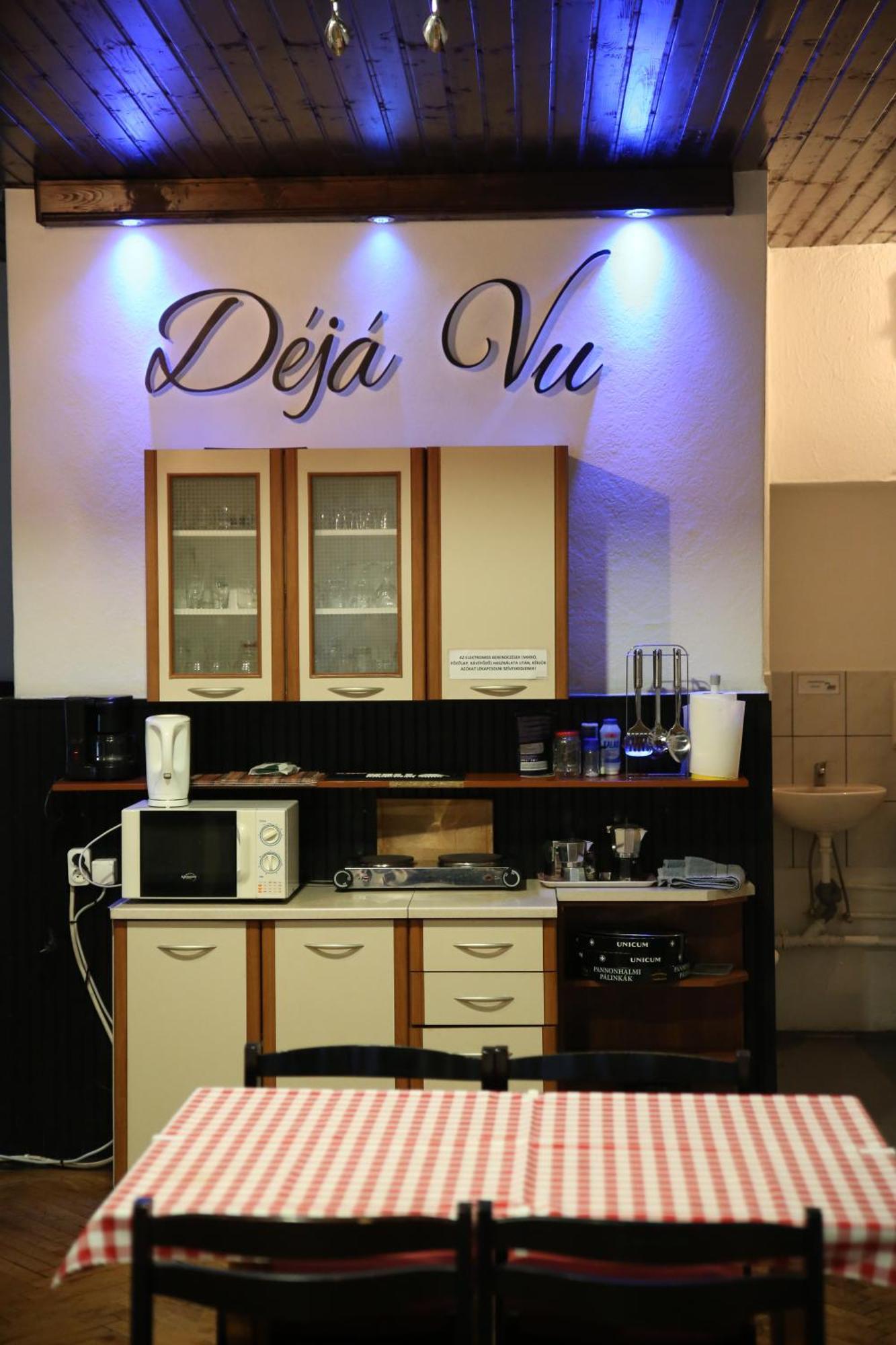 Deja Vu Szallas & Rendezveny Zirc Exteriér fotografie